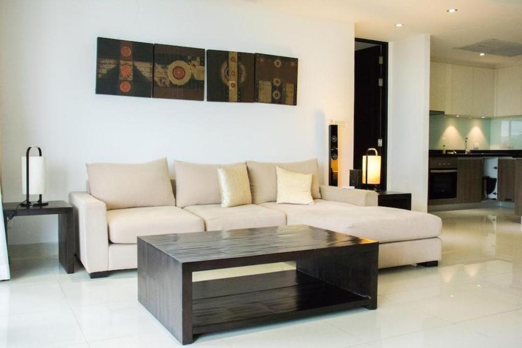 Sansuri Resort Surin Beach  Extérieur photo